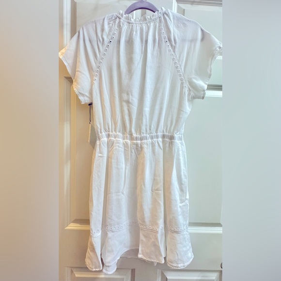 Bella Dahl NWT SZ M Eyelet Flutter Sleeve Mini Dress - Picture 3 of 4